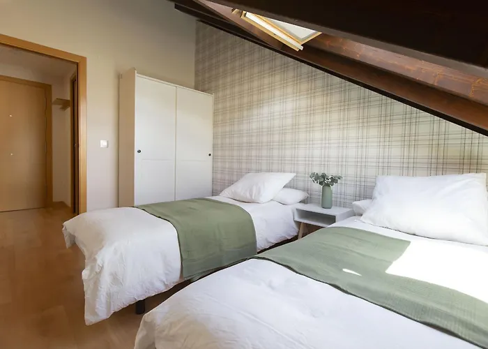 La Buhardilla De Menta By Bevalle * Escarrilla